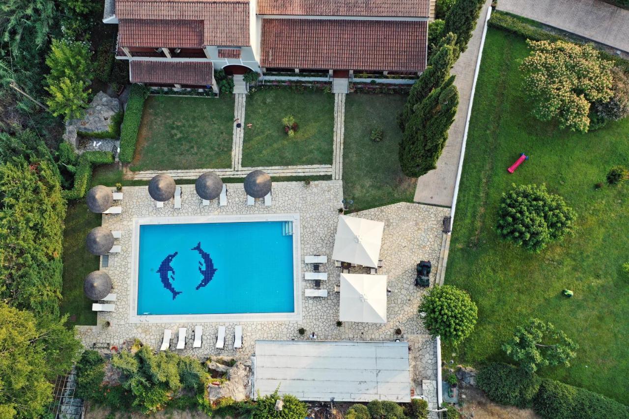 גאוביה Corfu Club Apartments מראה חיצוני תמונה